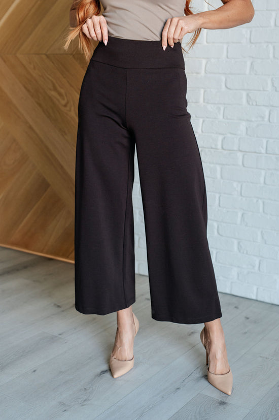 Weekday Wonder Wide Leg Cropped Pants in Chocolate